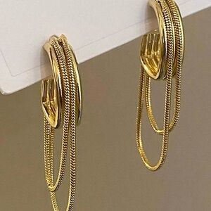 Elegant Gold Chain Drop Earrings
